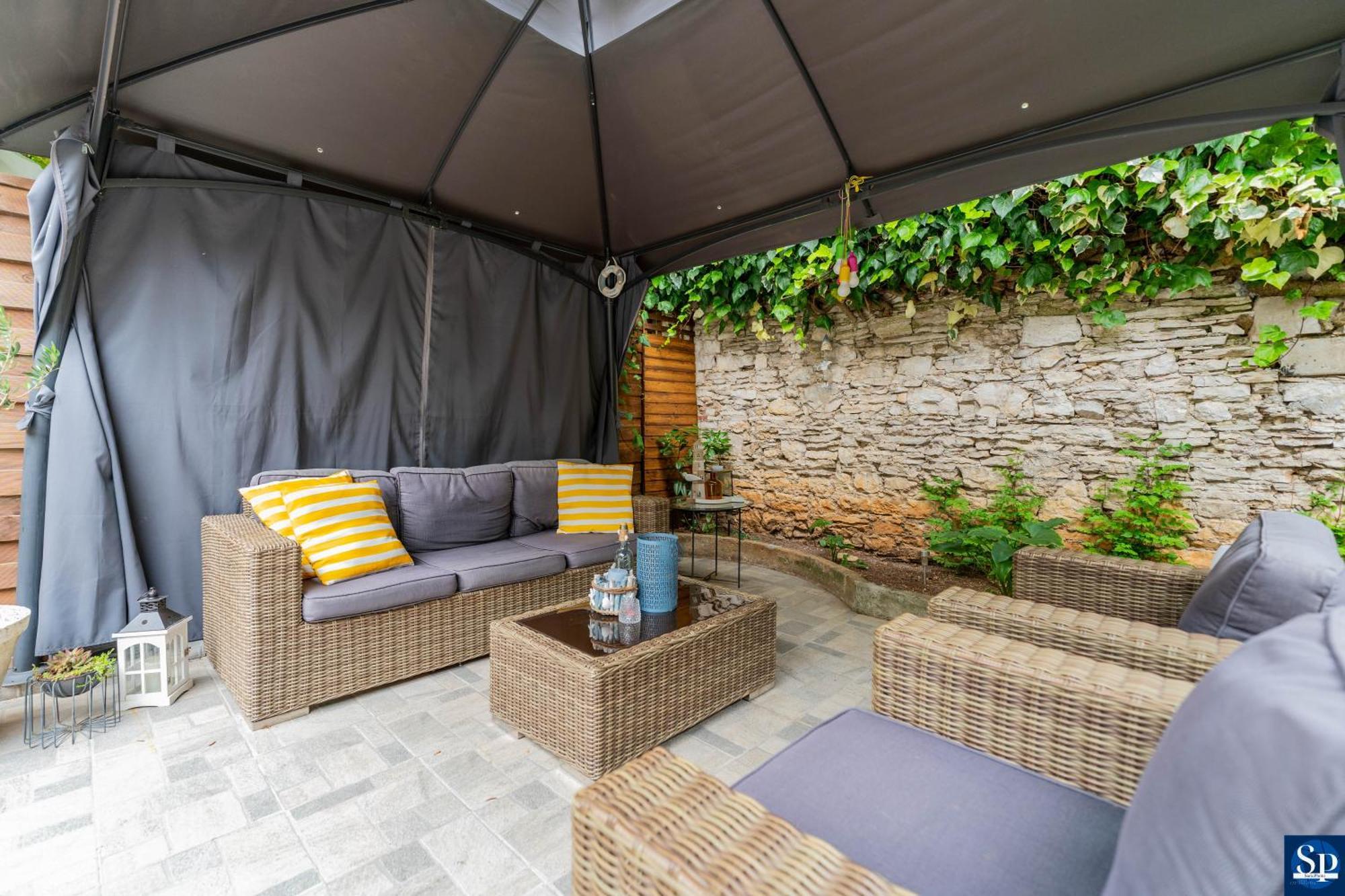 Colosseum Garden Studio Apartments PUY 외부 사진
