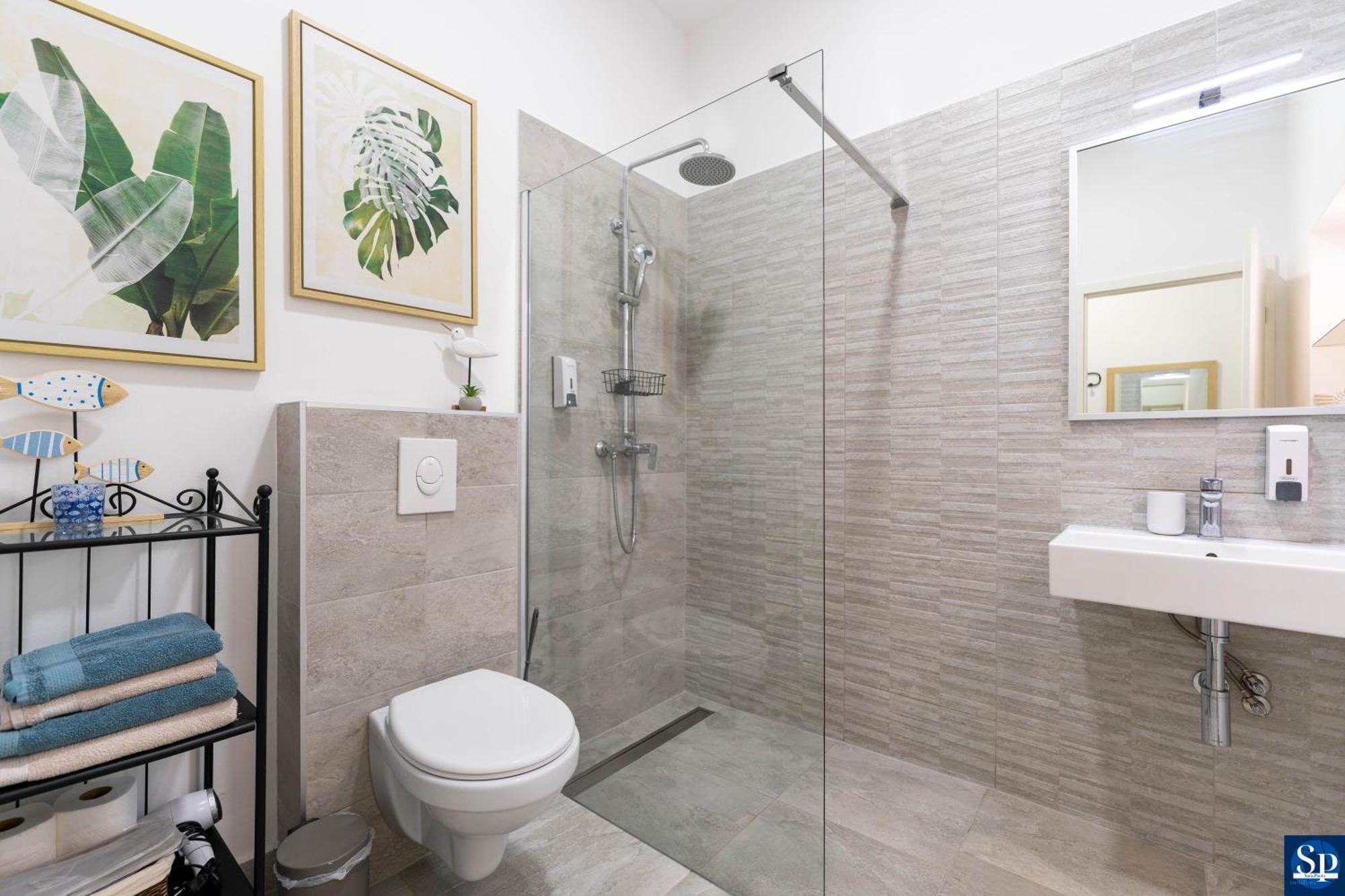 Colosseum Garden Studio Apartments PUY 외부 사진