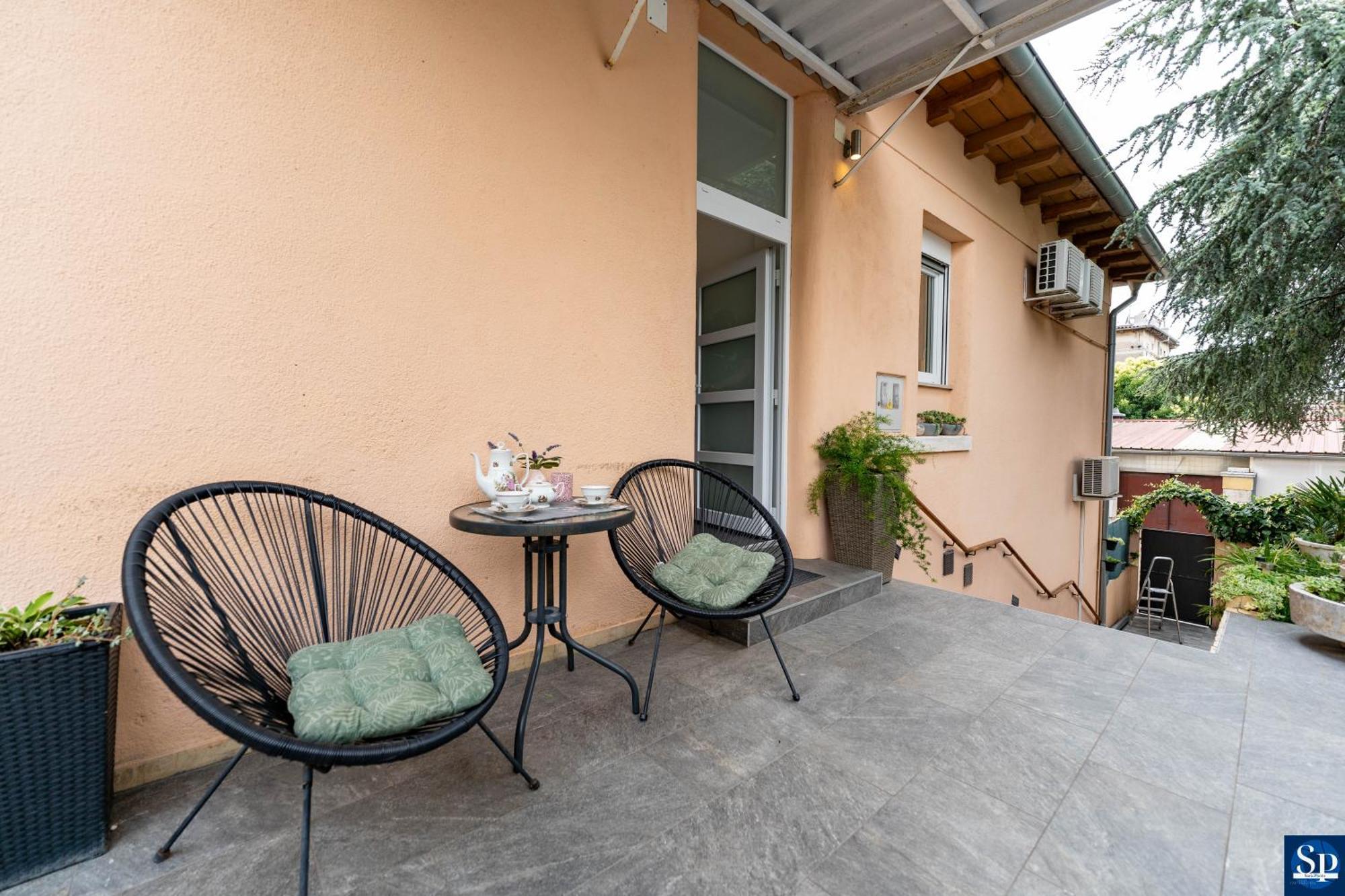 Colosseum Garden Studio Apartments PUY 외부 사진