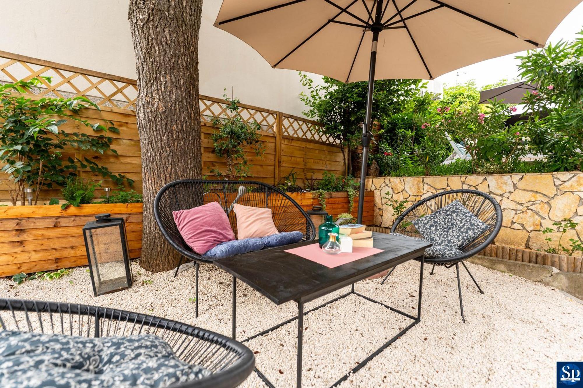 Colosseum Garden Studio Apartments PUY 외부 사진