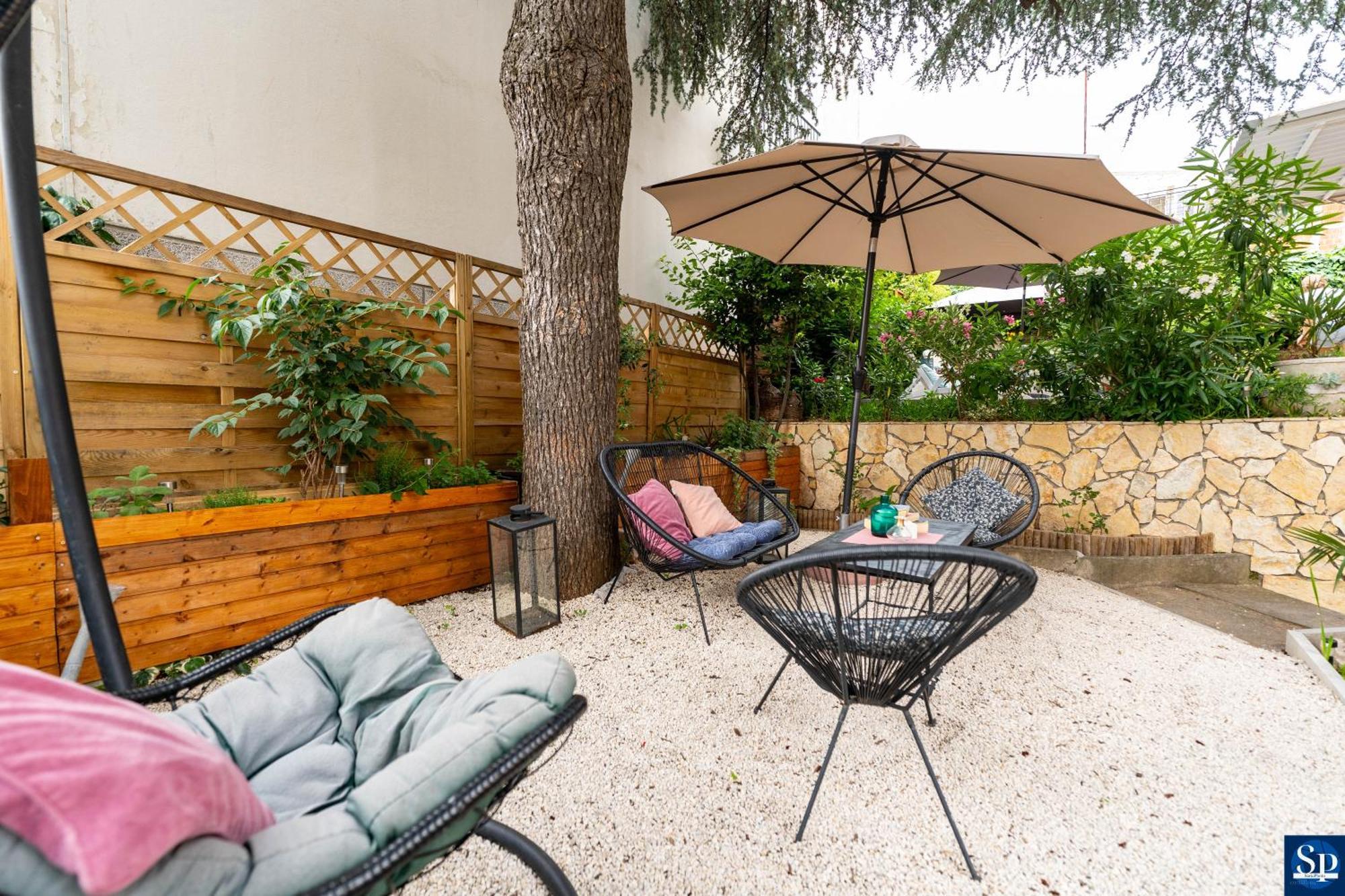 Colosseum Garden Studio Apartments PUY 외부 사진
