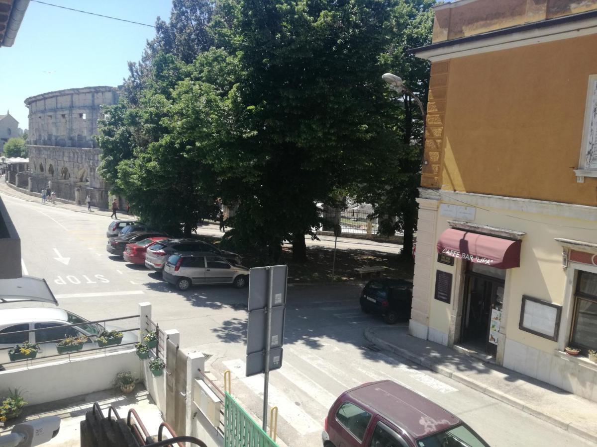 Colosseum Garden Studio Apartments PUY 외부 사진